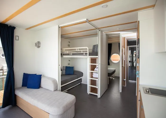 House Boat Rimini