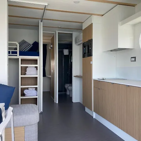 House Boat 4* Rimini