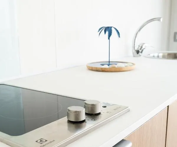 House Boat Hotel na wodzie 4*