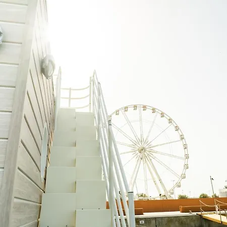 Båthotell House Boat 4*