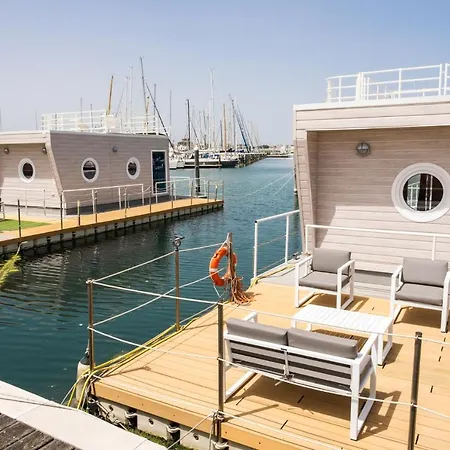House Boat Bateau-hôtel 4*