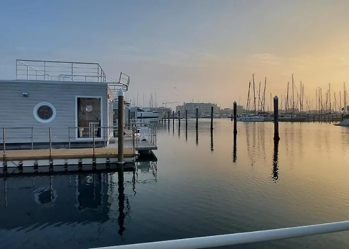 House Boat 4* Rimini